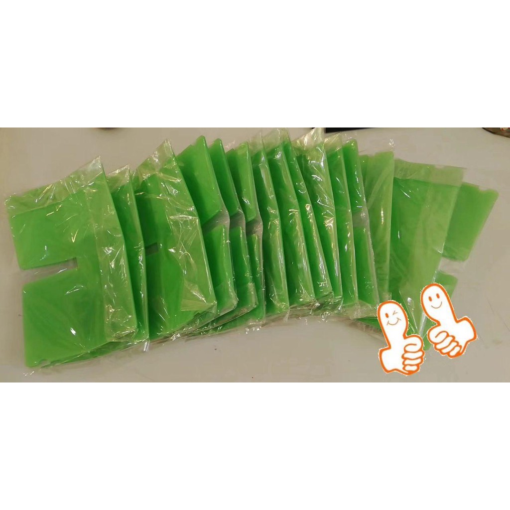 e05a8d22d9634da06a68e8af18e91cff Portable Face Mask Holder Mask Storage Clip Disposable Mask Organizer Holder - Image 7