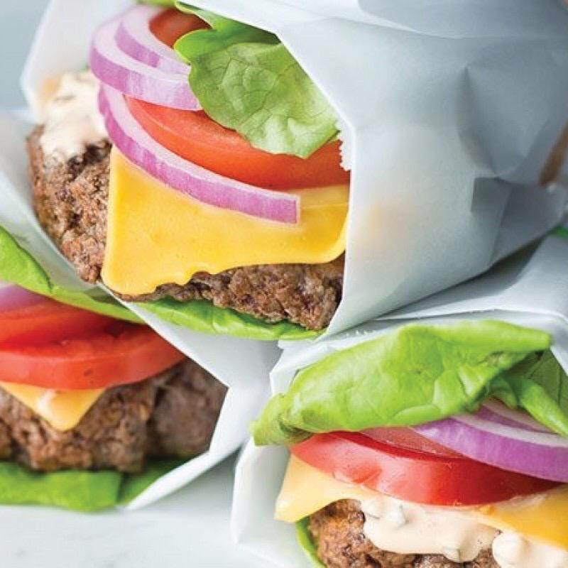 sg-11134201-7rdvx-md7gcjg3rneo23 100PCS ( PLAIN ) WHITE PAPER BURGER / WHITE SANDWICH WRAPPER / DELI WRAPPER / CUSTOMIZE BURGER WRAPPER PAPER - Plain Paper Wrap - Image 3